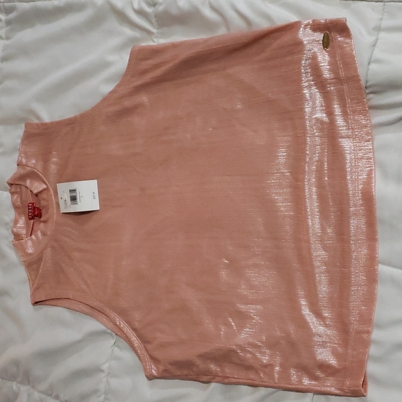 Guess Tops - GUESS top size L NWT